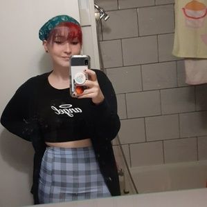 Meet your Posher, Serena